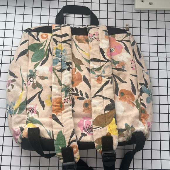 Cute backpack - Picture 2 of 4